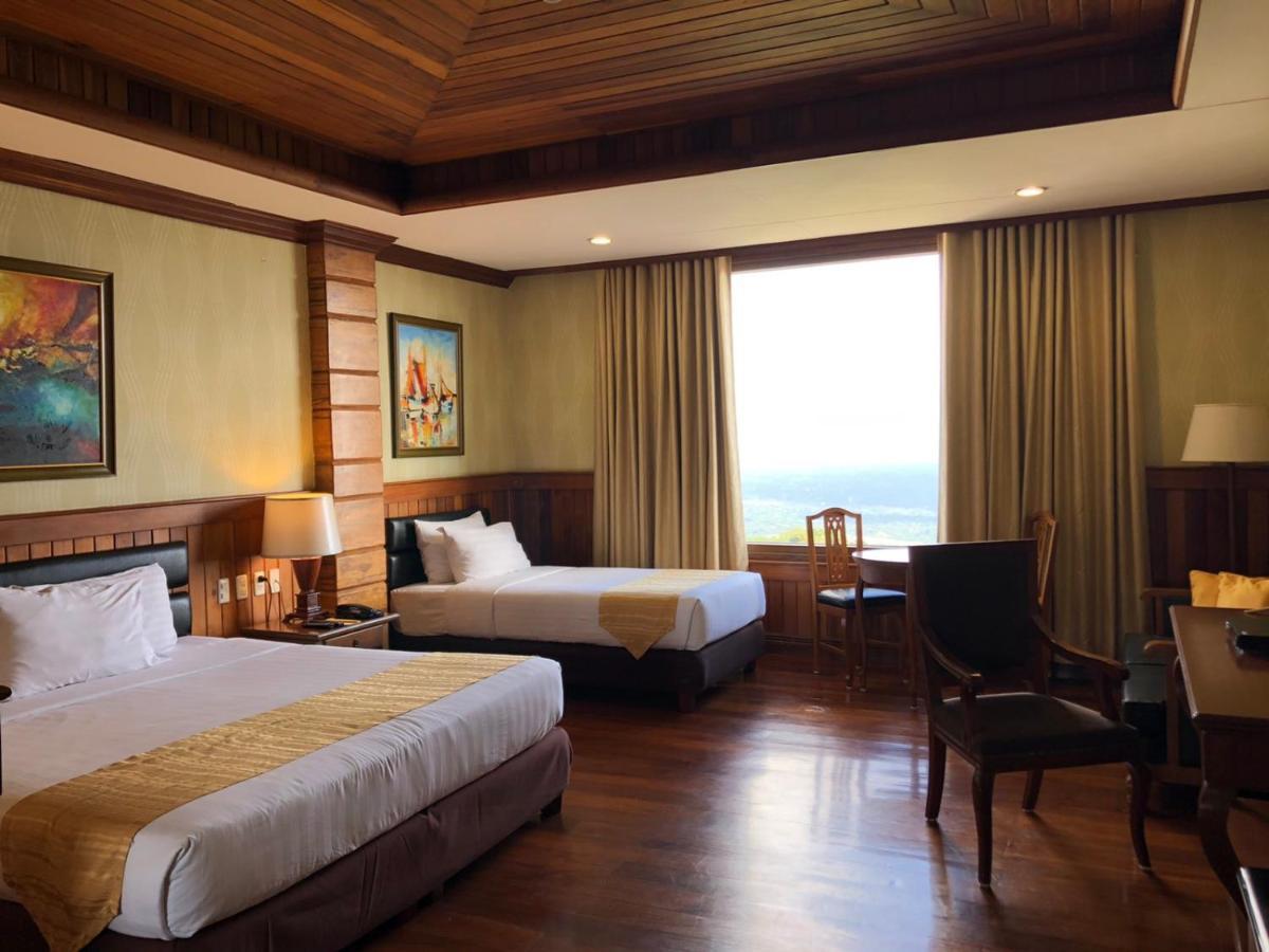 Alta D' Tagaytay Hotel Tagaytay City Eksteriør billede