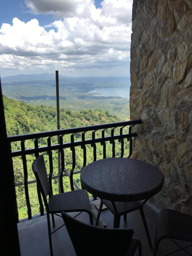 Alta D' Tagaytay Hotel Tagaytay City Eksteriør billede