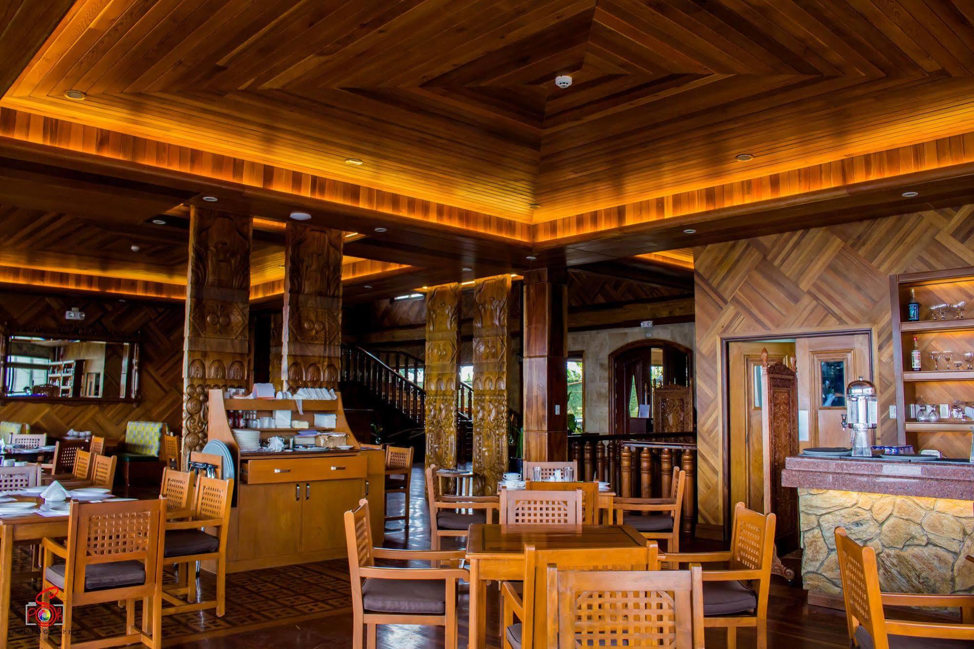 Alta D' Tagaytay Hotel Tagaytay City Eksteriør billede
