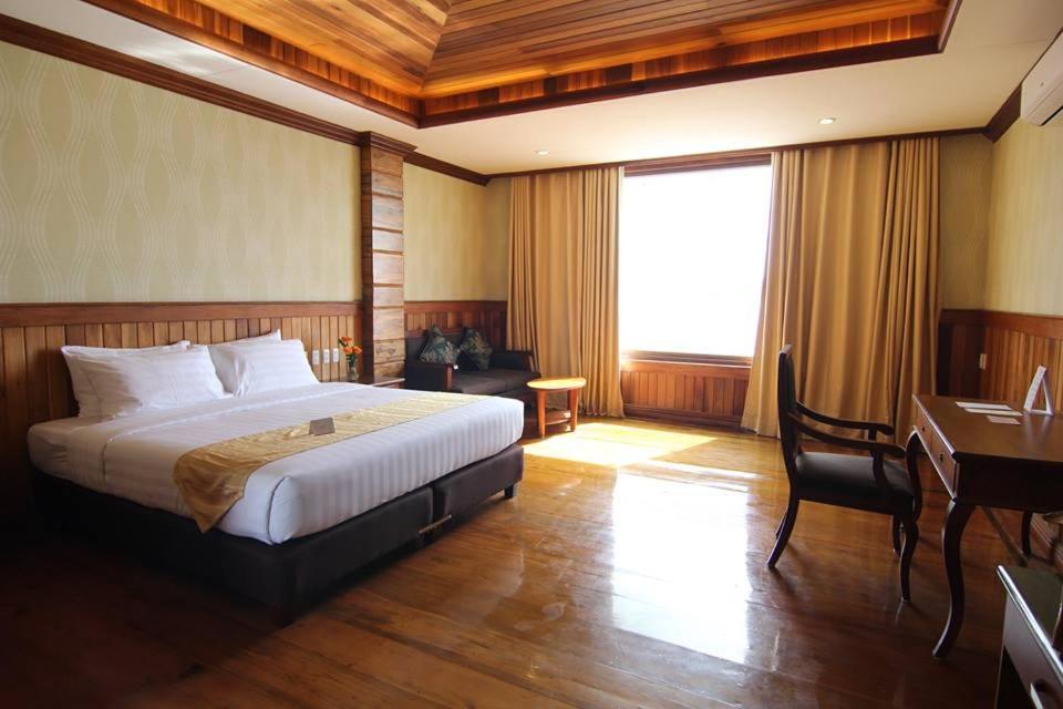 Alta D' Tagaytay Hotel Tagaytay City Eksteriør billede