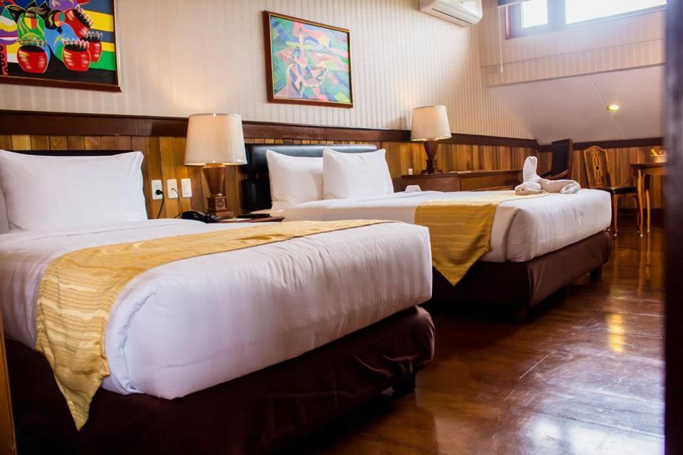 Alta D' Tagaytay Hotel Tagaytay City Eksteriør billede